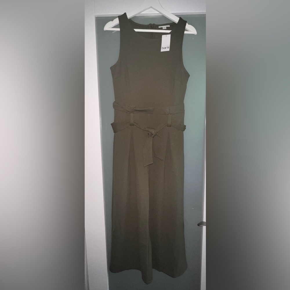 Bar III Petite Women's Sleeveless Crewneck Tie-Waist Jumpsuit- Dusty Olive